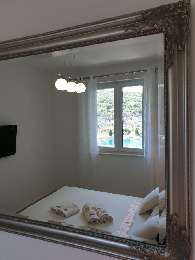 Ivanka Apartment *